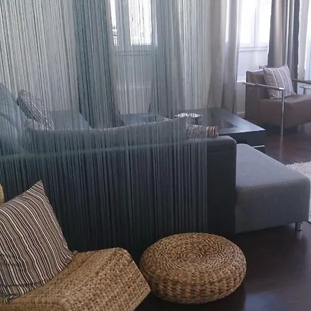 With 2 Bedrooms بريمين